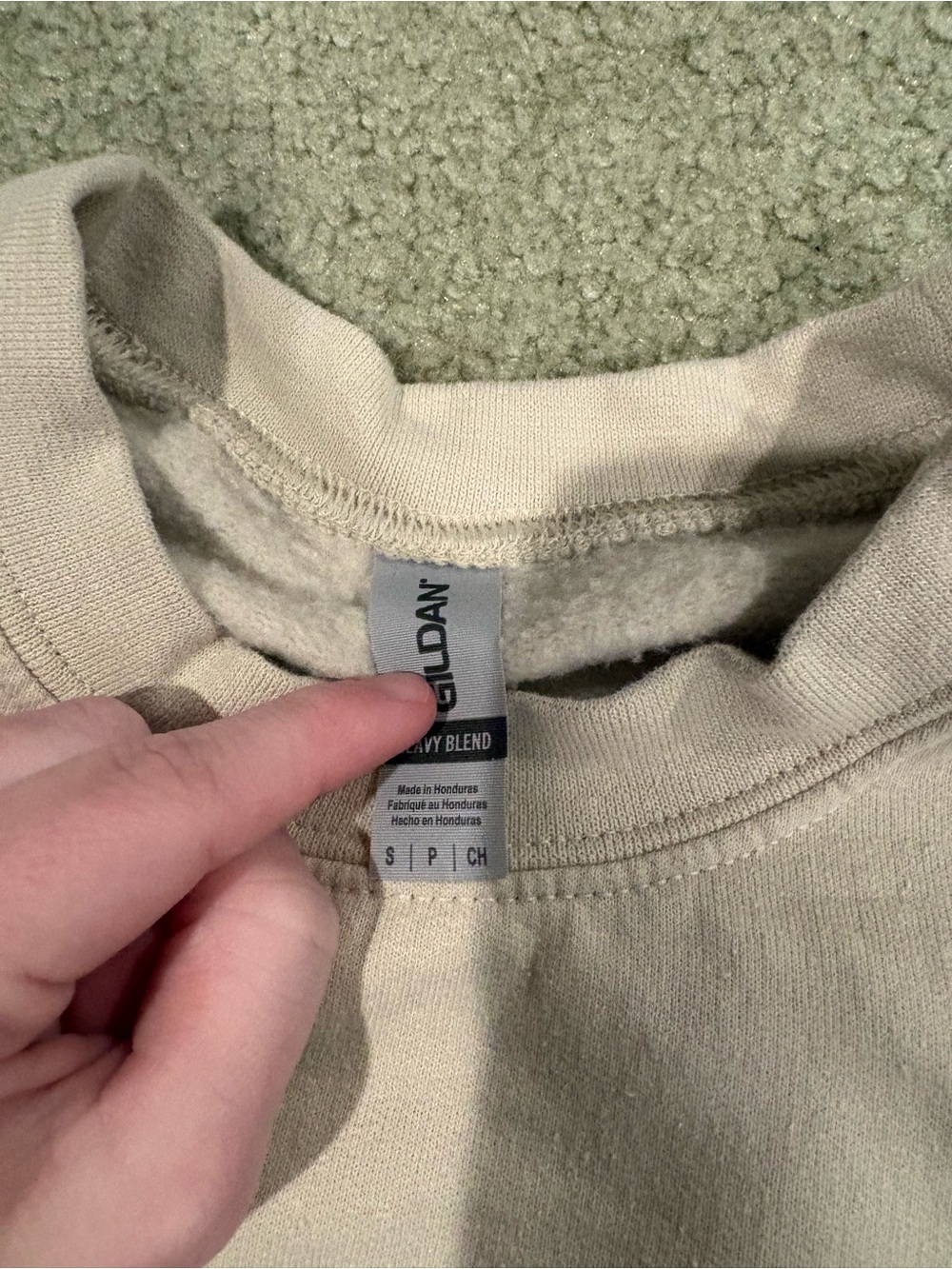 August Crewneck - Picture 3 of 3